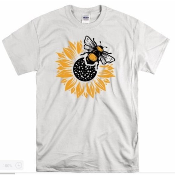 Honey Bee On Sunflower, Farmhouse Women's T-shirt, - Picture 1 of 7